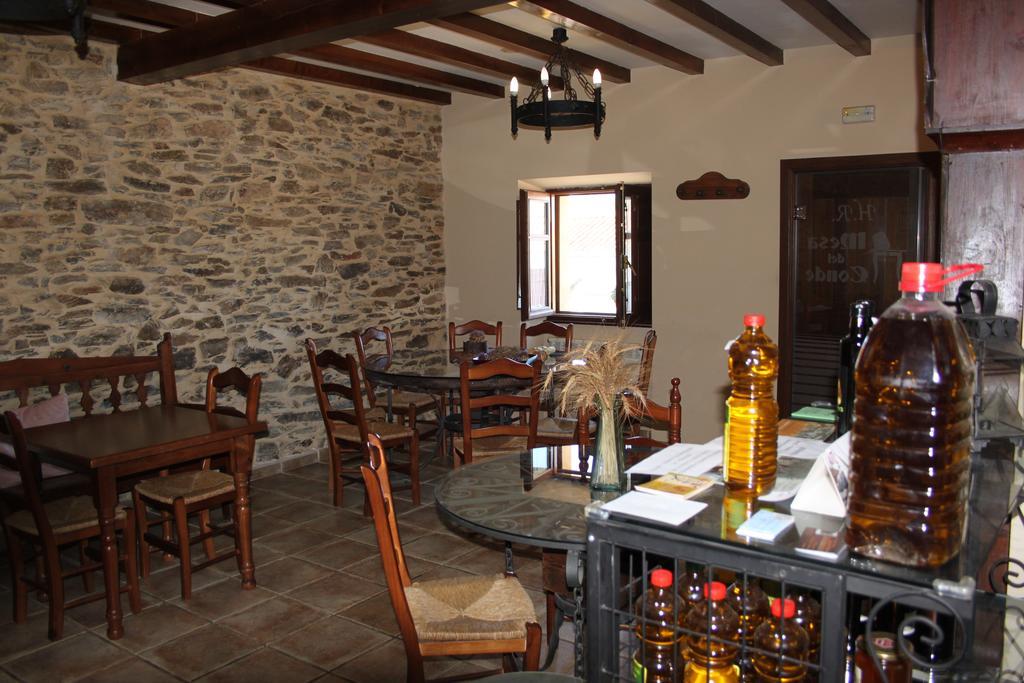 Mesa Del Conde Hotel San Felices de los Gallegos ภายนอก รูปภาพ