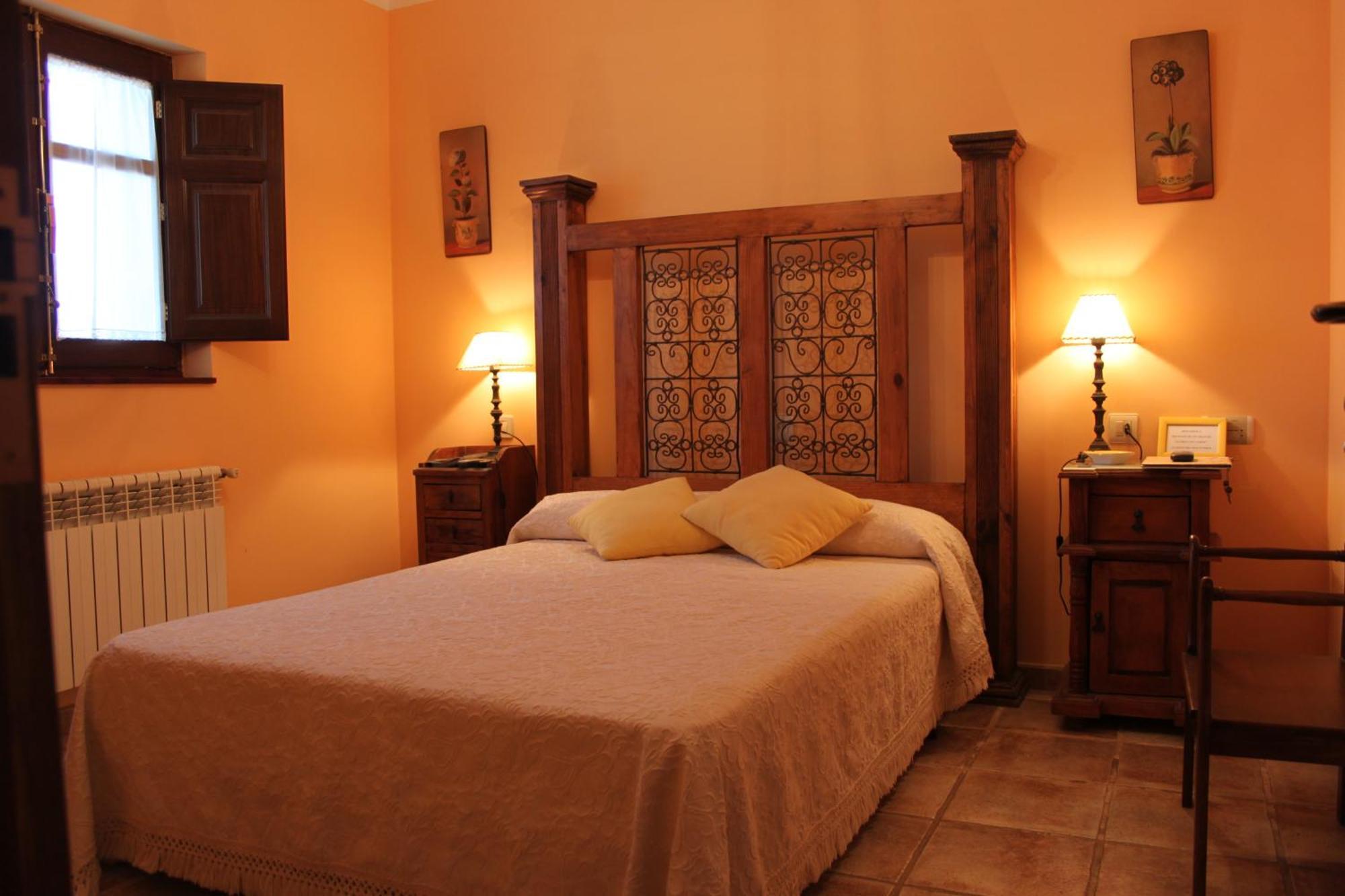 Mesa Del Conde Hotel San Felices de los Gallegos ห้อง รูปภาพ